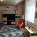 Marge's Cosy Old Town Nest Apartment Brasov