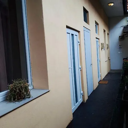 Marge's Cosy Old Town Nest * Брашов