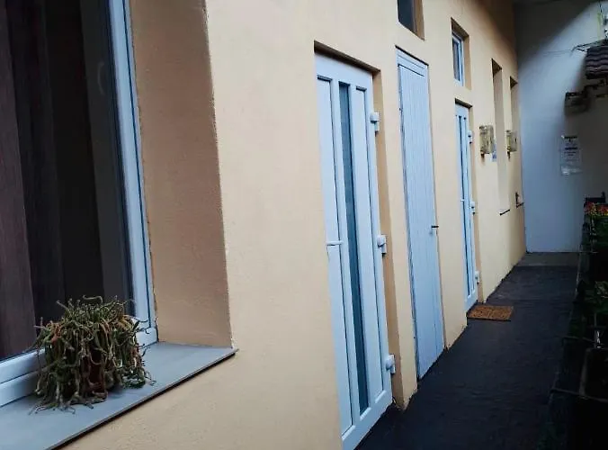 Marge's Cosy Old Town Nest * Brasov